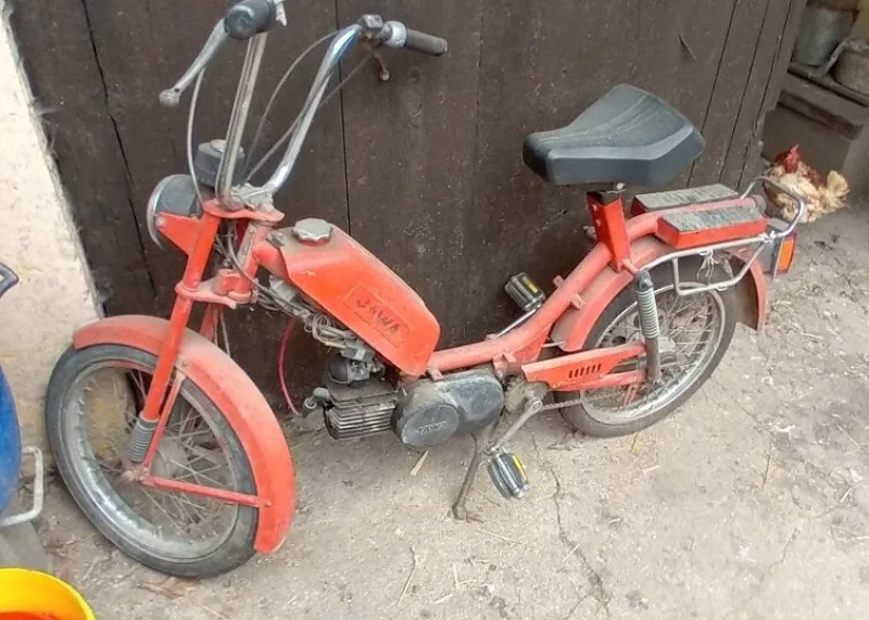 Jawa Babetta 210 červená