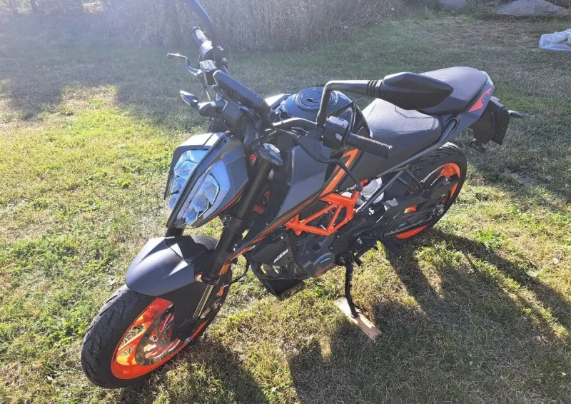 KTM Duke 125